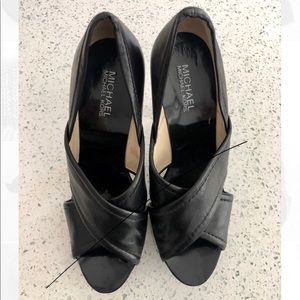 Michael Kors – Leather Platform Heel - NEW